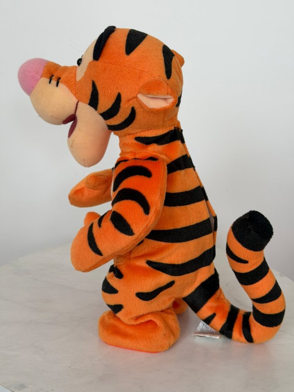 Vintage Disney Tigger Talking Plush Winnie Pooh Mattel 1998 Stuffed Animal Toy - Picture 8 of 14